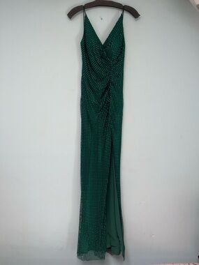 Emerald Green Beaded V-Neck Evening Dress